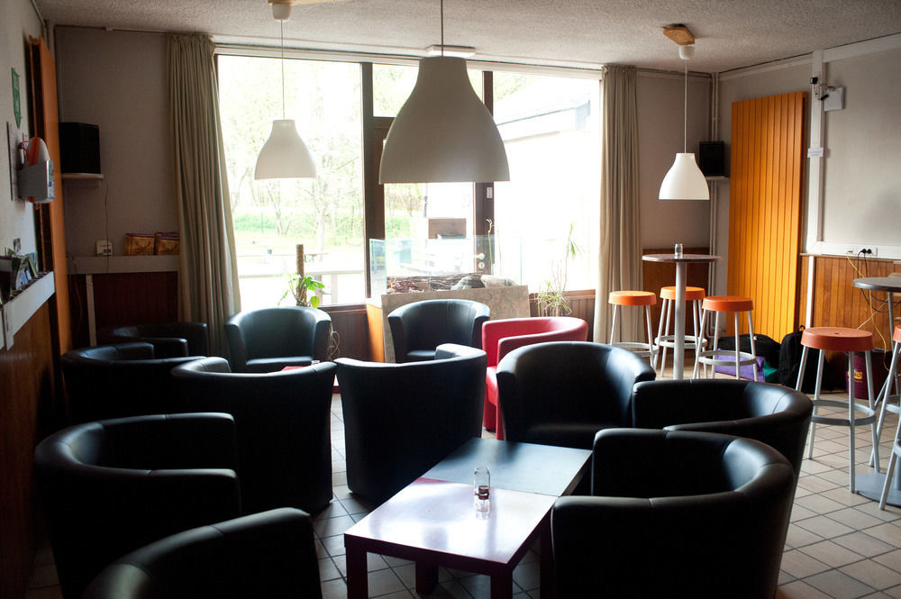 Auberge De Jeunesse De La Roche - Champlon Tenneville Bagian luar foto